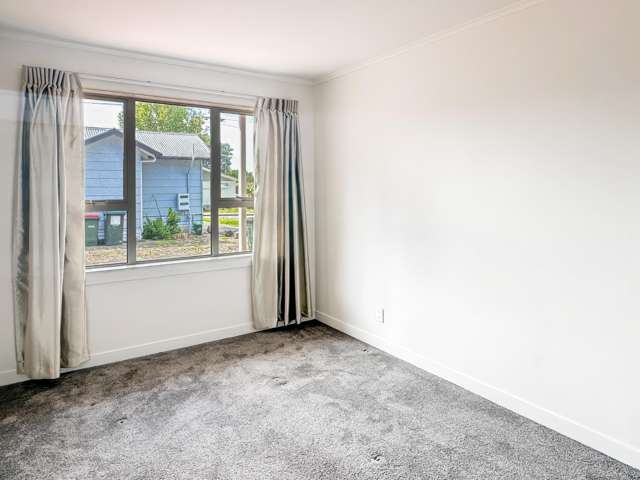 8A Waitati Place New Windsor_4