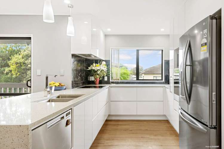 1/9 Mossop Rise Glenfield_1