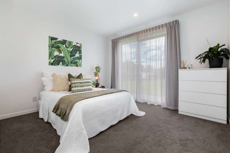 47 Baxter Michael Crescent Cambridge_11