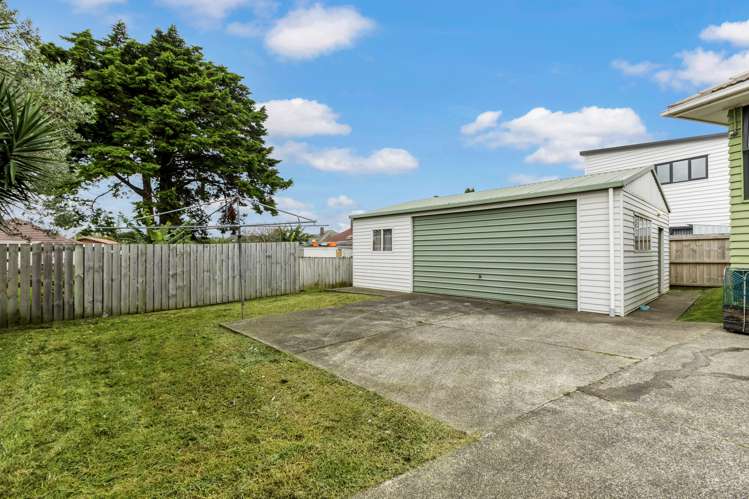 67 Preston Road Clover Park_19