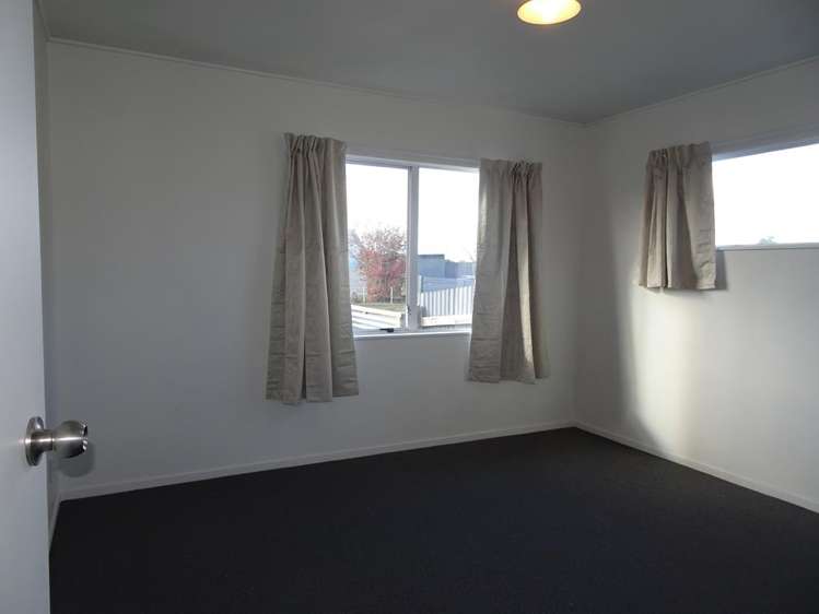 7A Holmes Place 10480_7