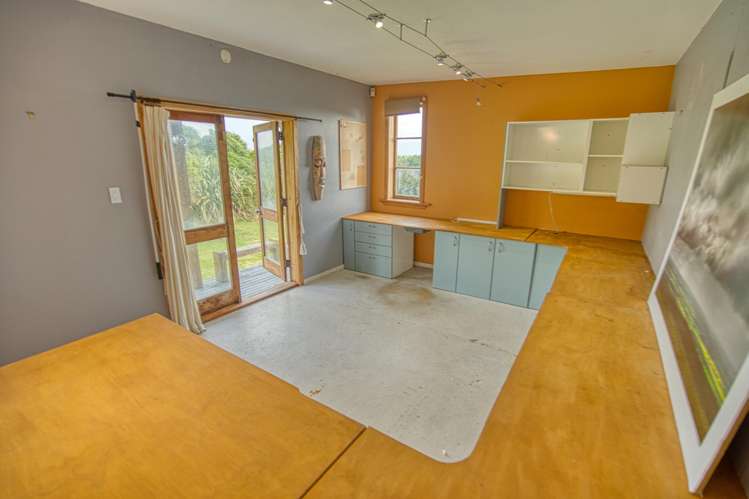 1307 Coast Road Nine Mile_22