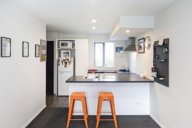 27/17 Bunyan Street Waltham_2