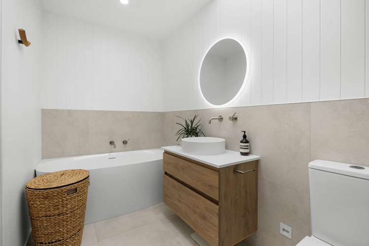 24 Lynden Avenue Hillcrest_16