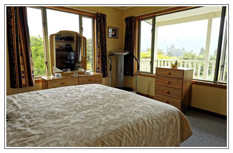 6 Stuart Street Lake Kaniere_10