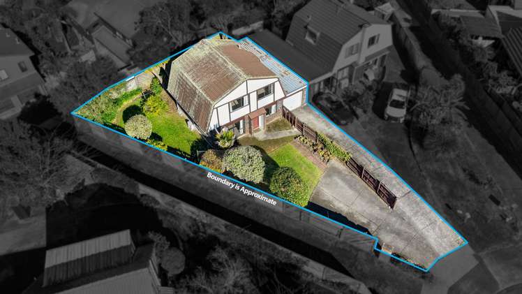 2/33 Curacao Place Half Moon Bay_10