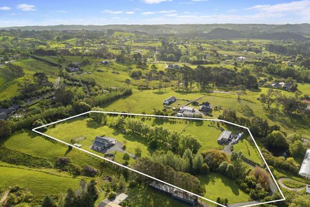 Modern Barn-Style Home on Prime Lifestyle Acreage