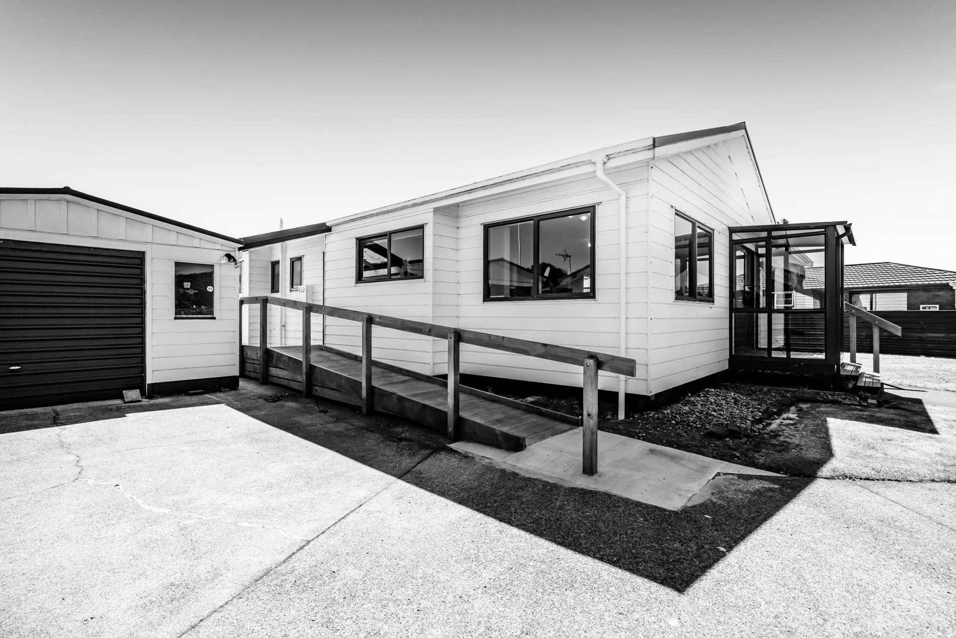 11 Heather Lea Hawera_0