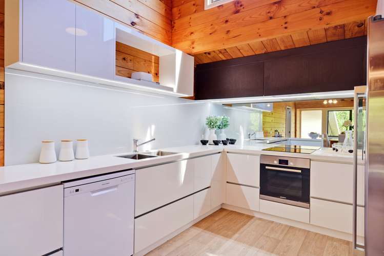 192 Beach Road Campbells Bay_8