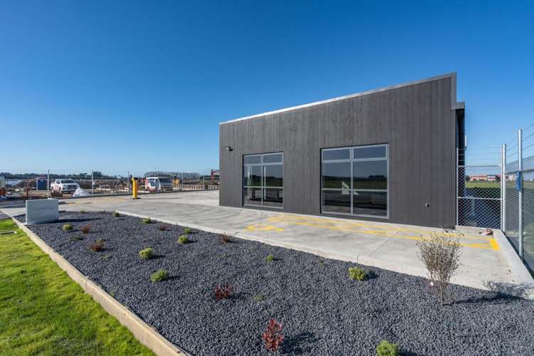 42 Factory Drive Rolleston_8