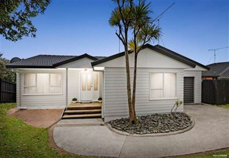 3 Ian Sage Avenue Torbay_13