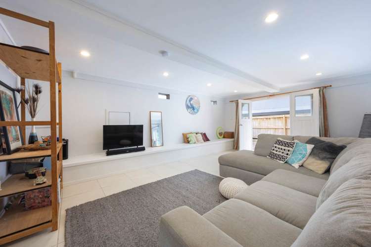 8 Withers Road Glen Eden_12