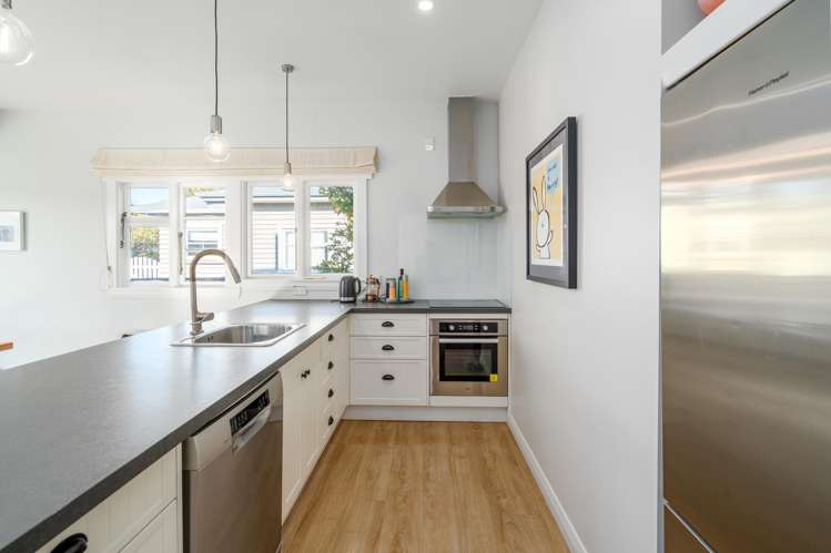 70 Mayfield Avenue St Albans_3