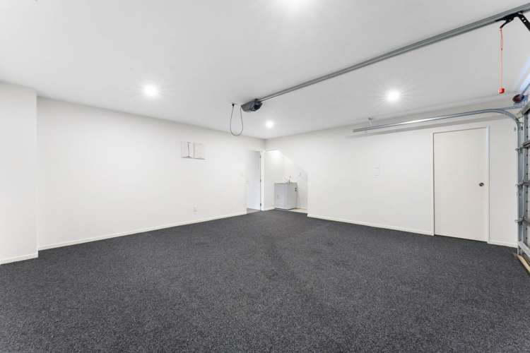 4/4 McQuoid Place Glenfield_13