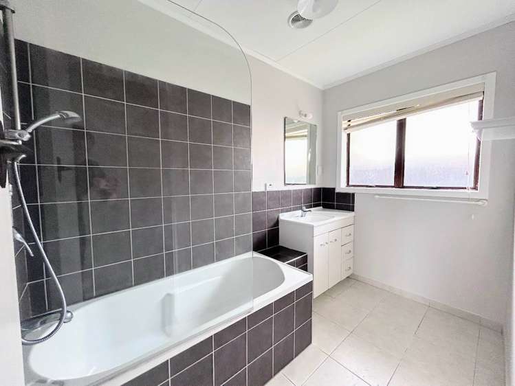 3 Duke Avenue Pukekohe_7