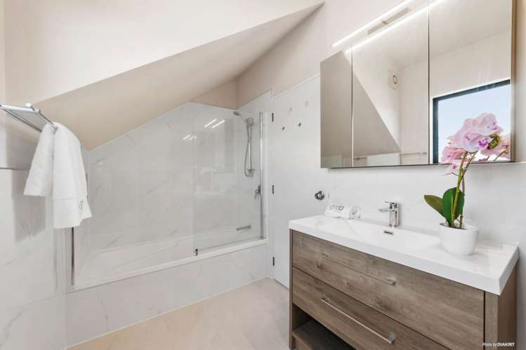 18/1 Melview Place New Lynn_10
