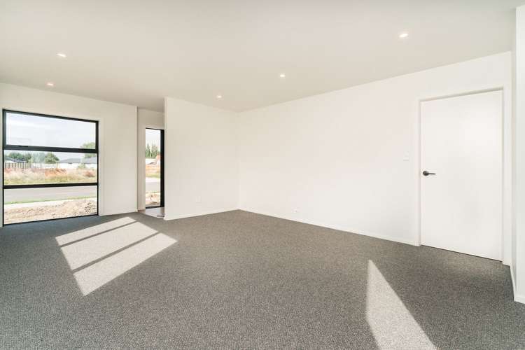 5 Rayner Lane Marton_4