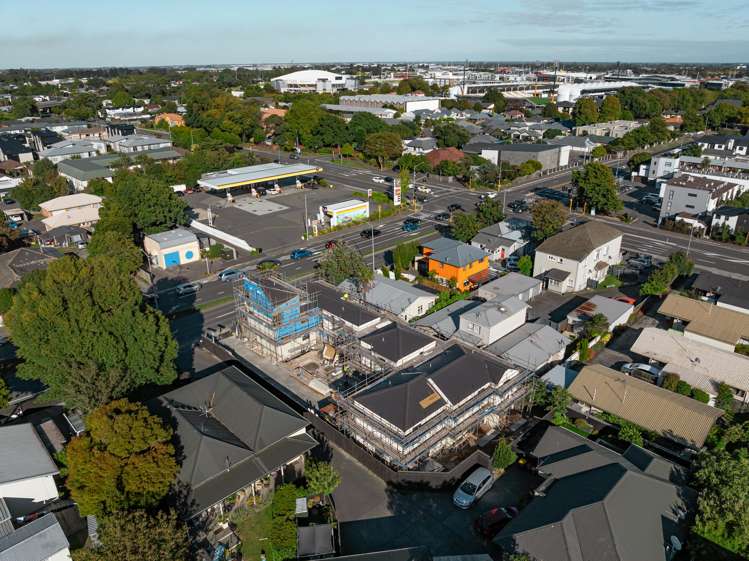 2/474 Barrington Street Addington_2