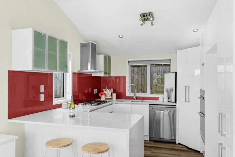 10a Aldersgate Road Hillsborough_10