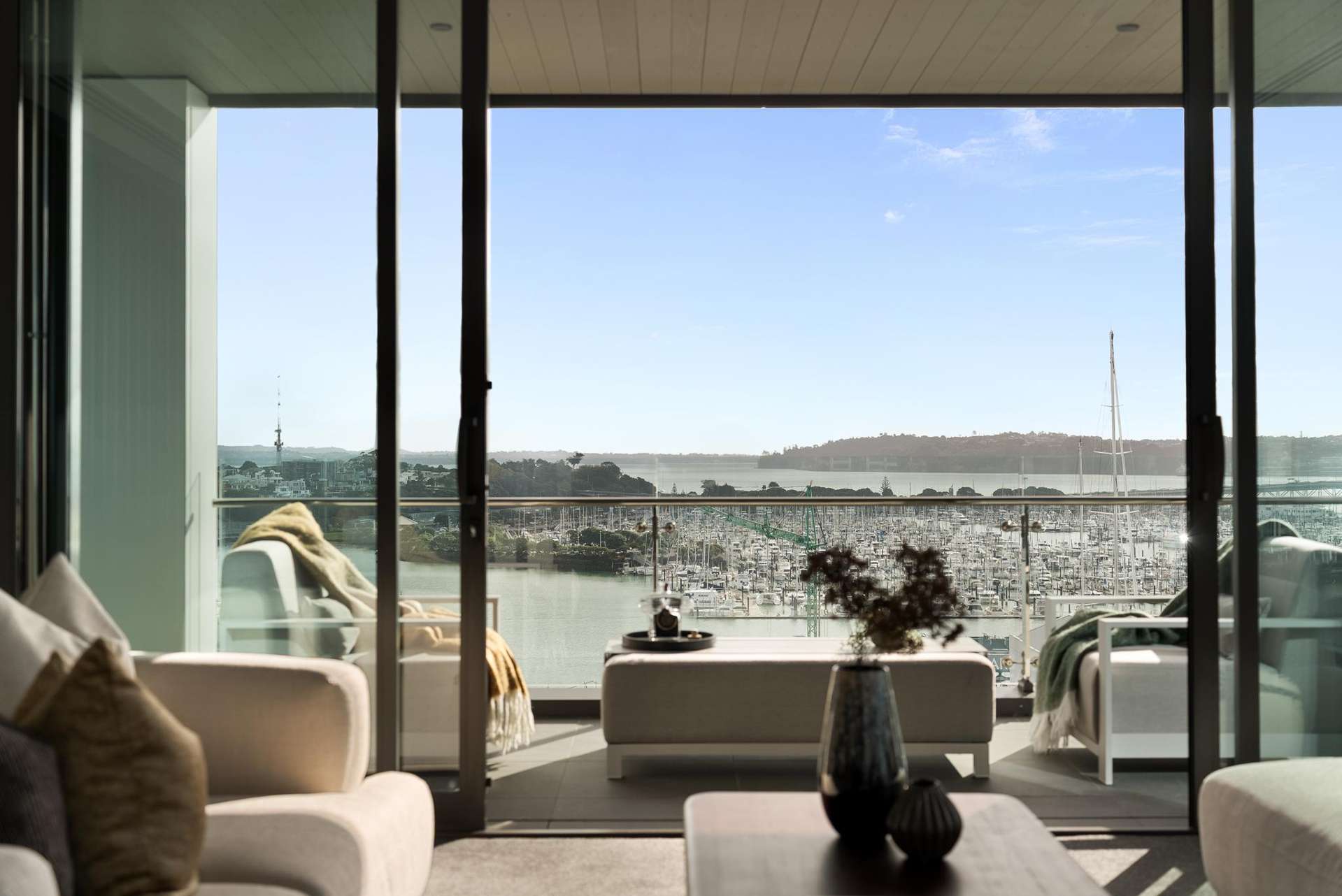 1101/70 Daldy Street Auckland CBD_0