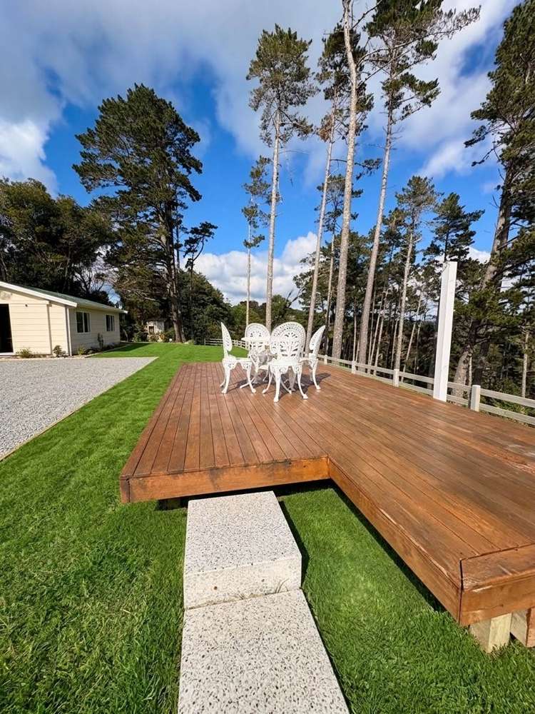 1258 East Coast Road Redvale_4