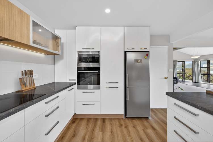 11 Emerson Crescent Diamond Harbour_12