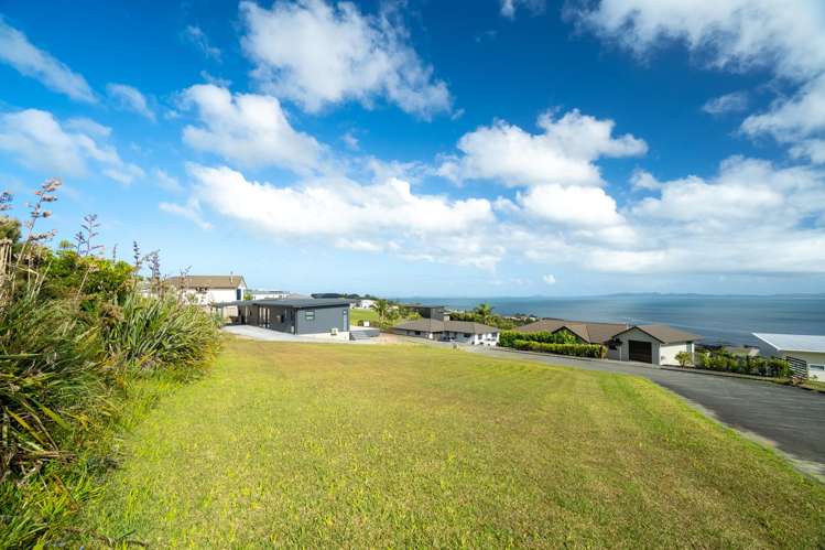 21 Eagles Way Cable Bay_6