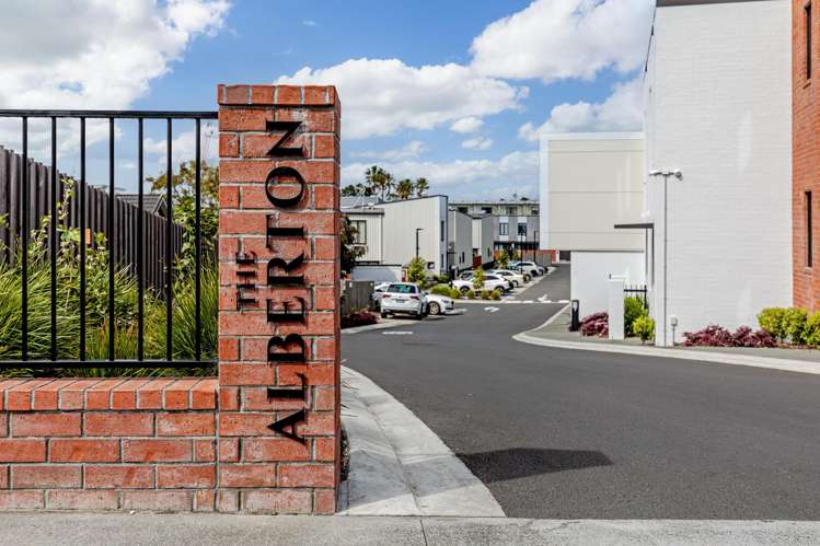 1/124 Taylors Road Mt Albert_5