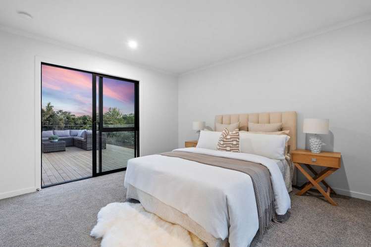 20 Baulcomb Parade Windsor Park_17