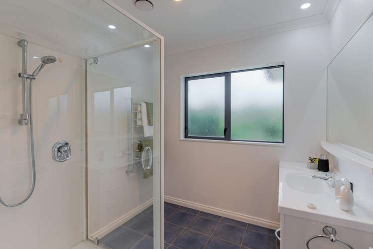 56 Kensington Drive Peka Peka_23