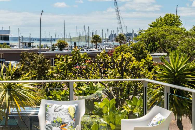 2/6 Poseidon Place Half Moon Bay_7