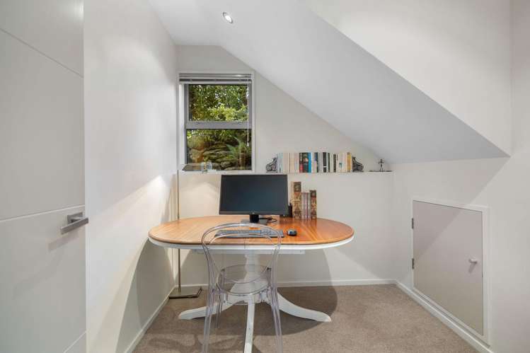 538 Peninsula Road Kelvin Heights_34