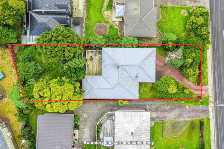 56 Woodford Avenue_2