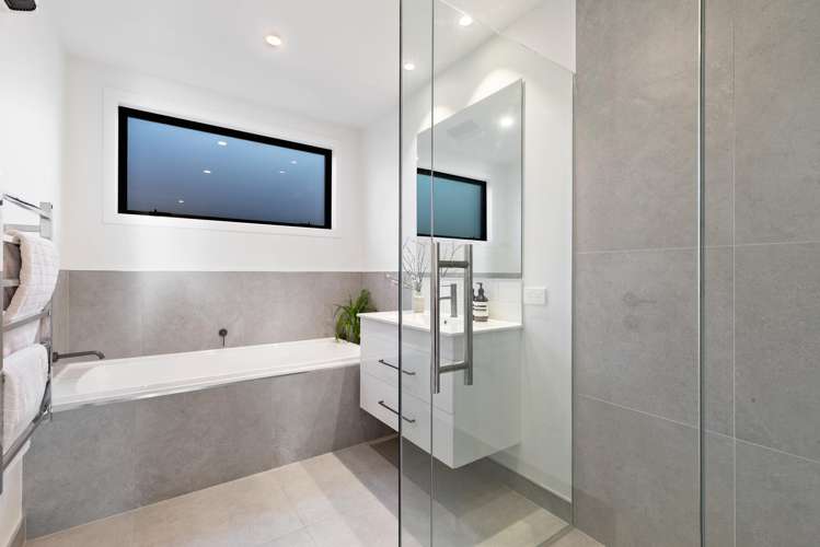 1 Bellamore Street Dalefield/Wakatipu Basin_13