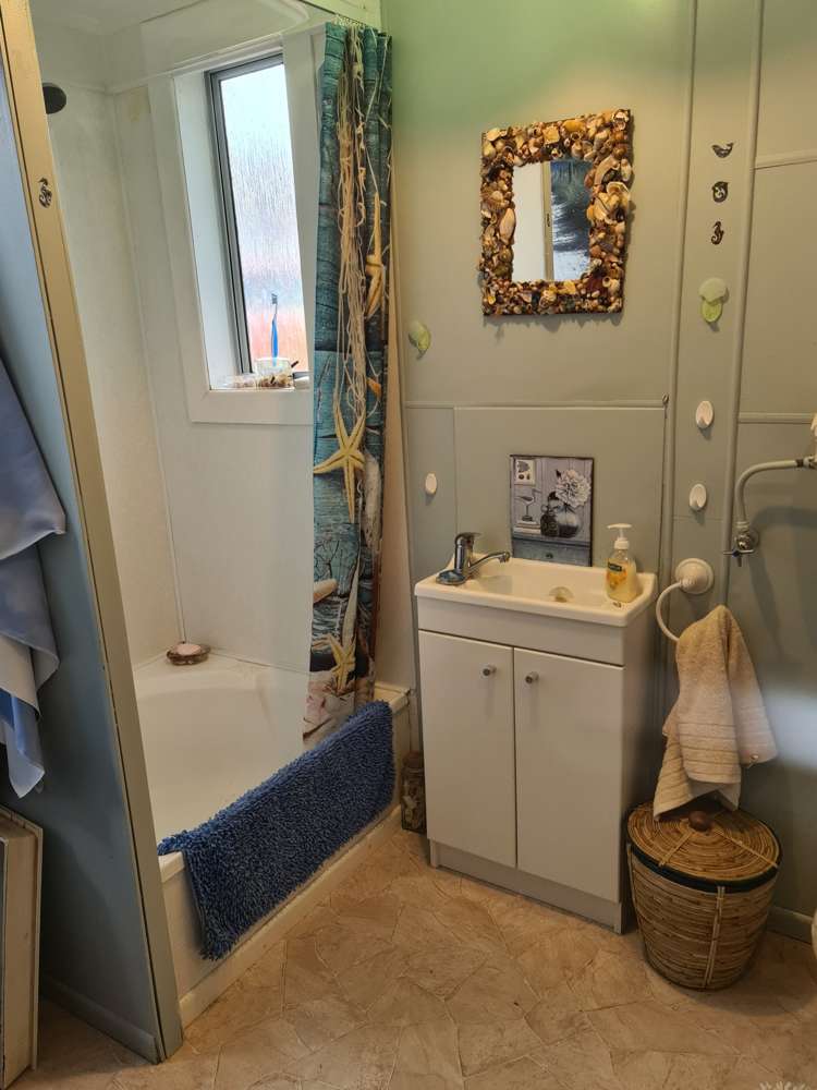 82 Walker Street Riverton_11