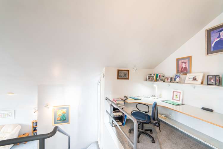 98 Churchill Road Murrays Bay_19