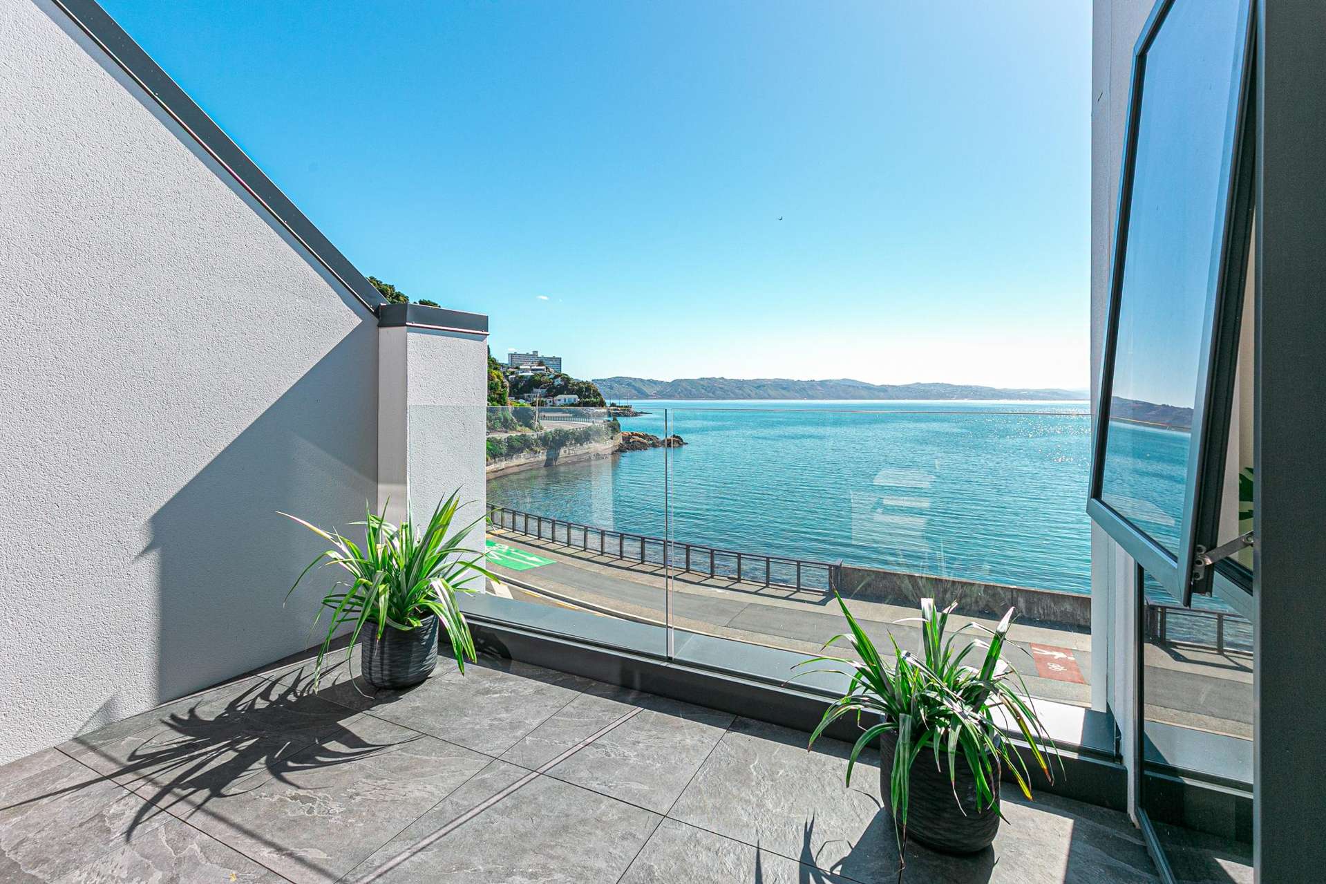 3/148 Evans Bay Parade Roseneath_0