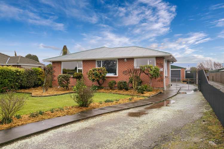 69 Trevors Road_0