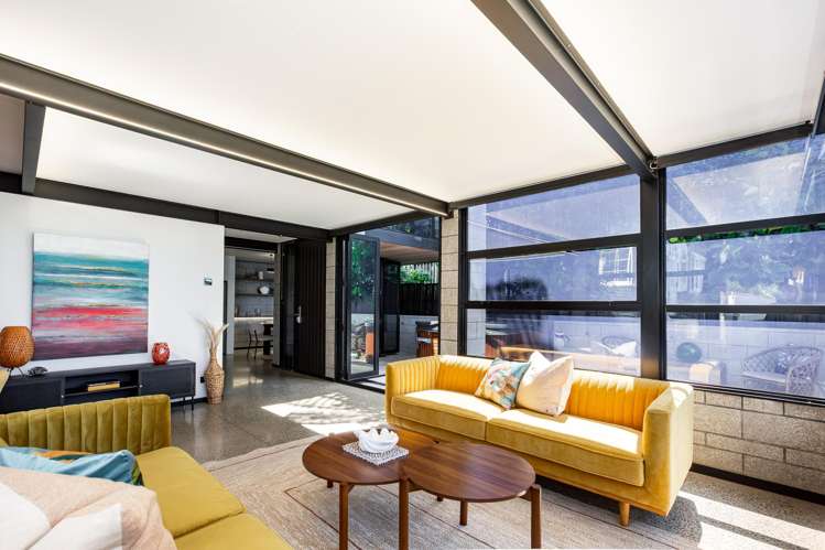 377A Karaka Bay Road Karaka Bays_3