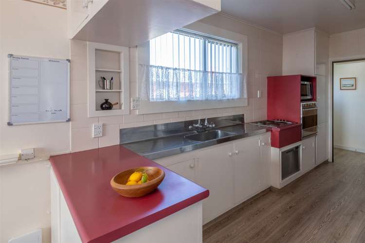 37 Churchill Avenue Allenton_16