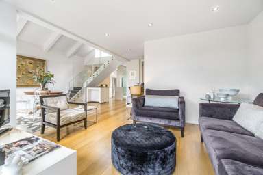 2/4 Logan Terrace_3