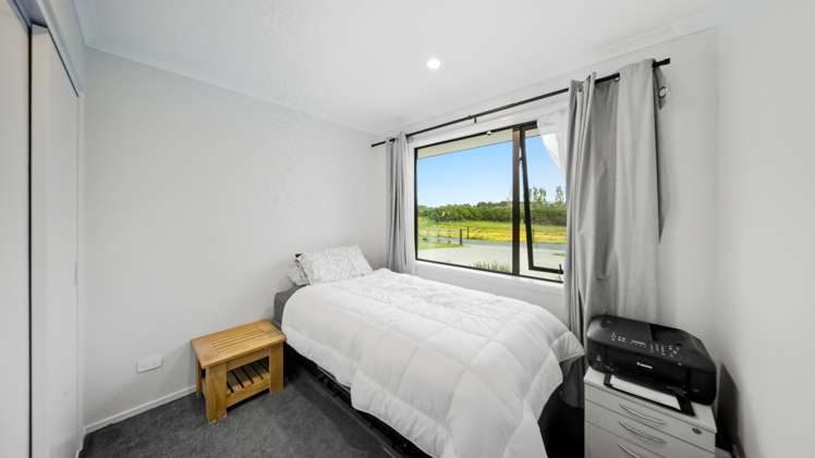 1347 State Highway 16 Waimauku_32