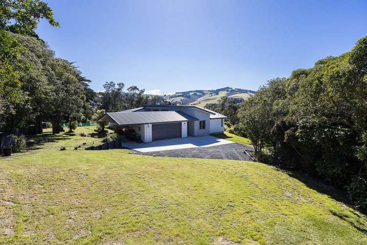 213 & 213A Tomahawk Road Andersons Bay_31