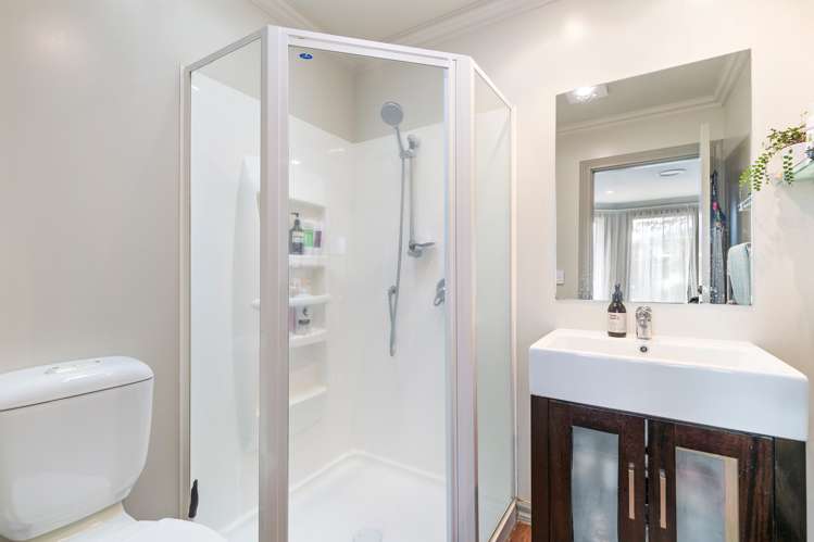 55 Erskine Street Dalefield/Wakatipu Basin_13