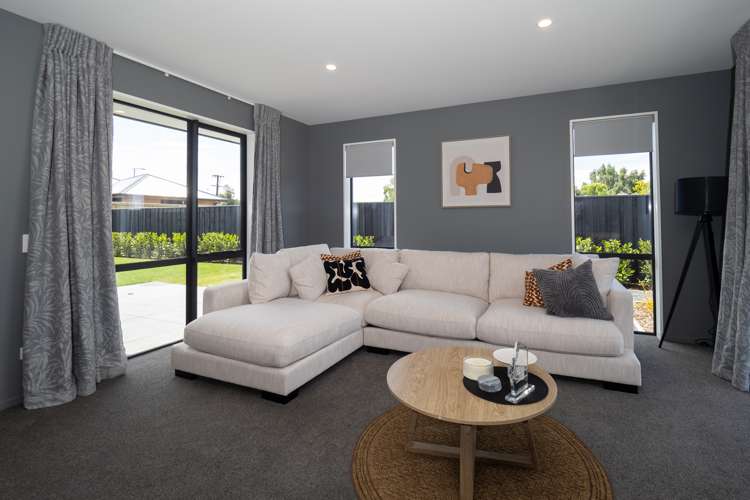 4 Strowan Avenue Elgin_12