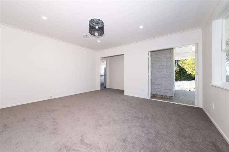 93 Rosier Road Glen Eden_10