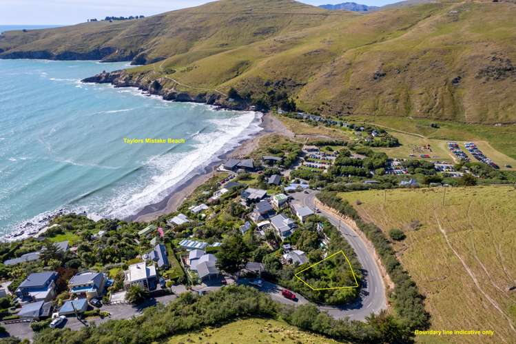 199 Taylors Mistake Road Te Onepoto / Taylors Mistake_5