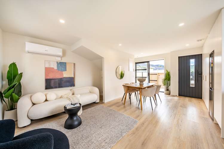 4/7 Wainuiomata Road Wainuiomata_6