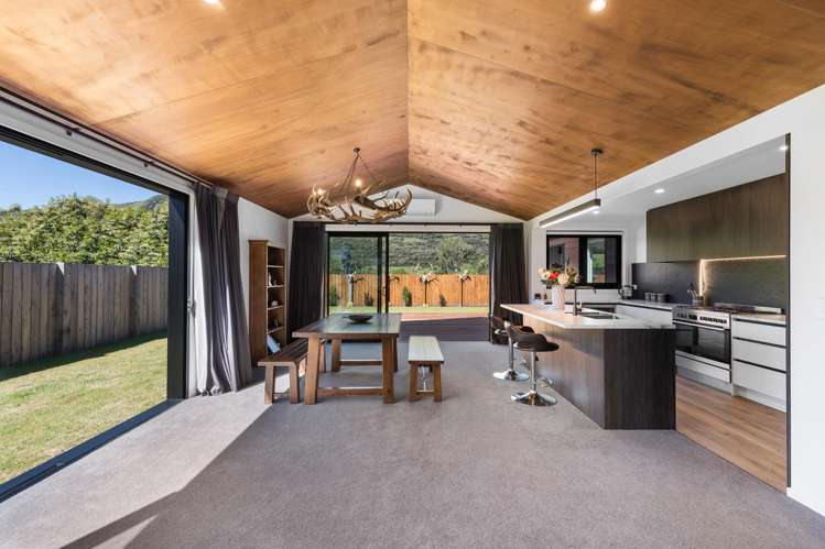 9 Old Dairy Close Glenorchy_5