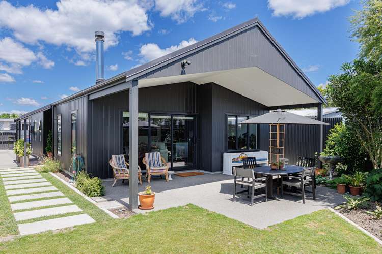 702 Oak Road Akina_1